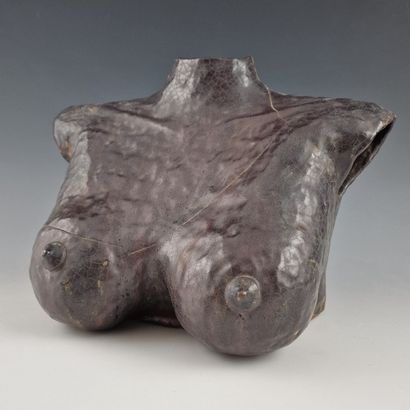 CONTEMPORARY SCHOOL
Female bust
GLAZED CERAMIC
Unsigned
H....