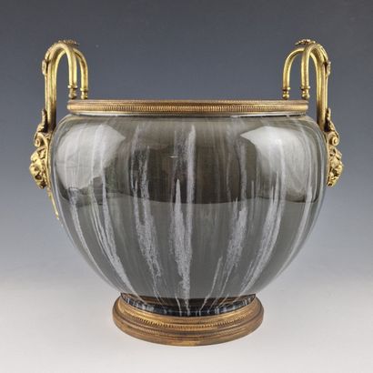 LARGE CACHE POT Louis XVI style - Early 20th...