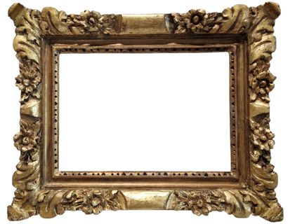 19th century frame in carved and gilded wood,...