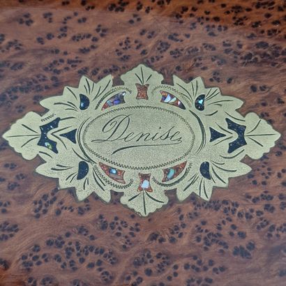Late 19th Century JEWELRY CASE in cedar burl,...