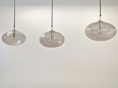 SUITE DE TROIS SUSPENSIONS - Probablement...