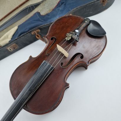 VIOLON de la Maison D. Nicolas AINE à Mirecourt...