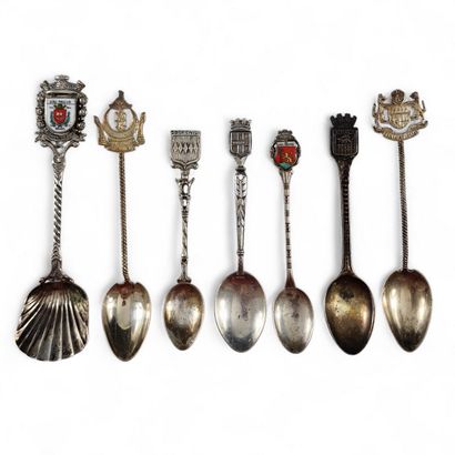 SEVEN XXth CENTURY SOUVENIR SPOONS in Minerve...