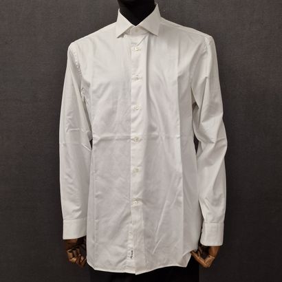 FACONNABLE - SET OF FOUR VARIOUS MEN'S SHIRTS....