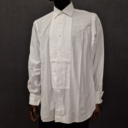 TURNBULL & ASSER - SMOKING HOMME, nous y...