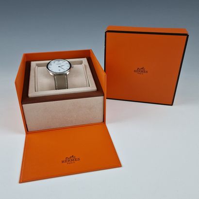 HERMES Paris Swiss made n°AR7Q.810/3667018...