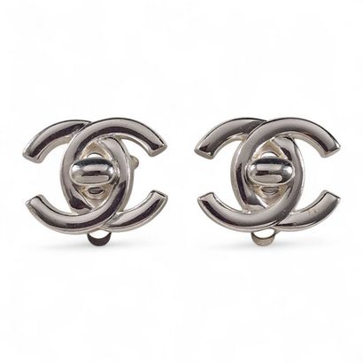 CHANEL X Karl Lagerfeld - Fall/Winter 1997-1998...