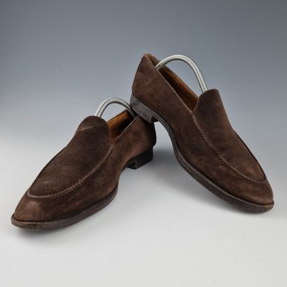 John LOBB - PAIRE DE MOCASSINS 