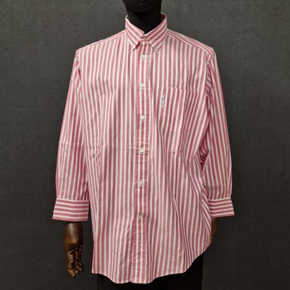 FACONNABLE - SET OF FOUR VARIOUS MEN'S SHIRTS....