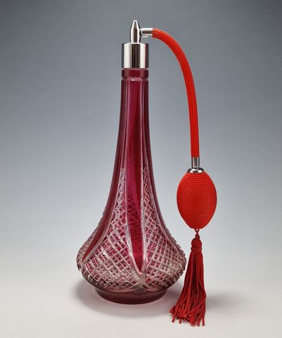 BACCARAT - VAPORIZER Circa 1900 in white...