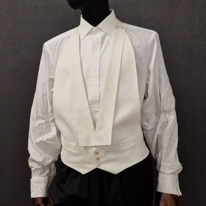 TURNBULL & ASSER - SMOKING HOMME, nous y...