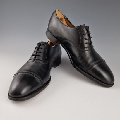 John LOBB - PAIRE DE RICHELIEU lacées 