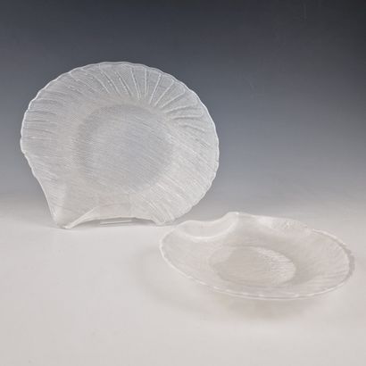 SUITE OF 10 FLAT DISHES D. 28.5 cm AND SUITE...
