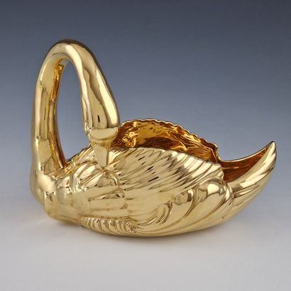 GOLDEN PORCELAIN CYGNEY TABLE GARDEN Circa...