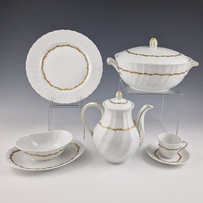 L. BERNARDAUD & CIE LIMOGES - MODEL MUSSET...
