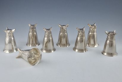 SET OF 8 Modern silver-plated HUNTING CUTTERS...