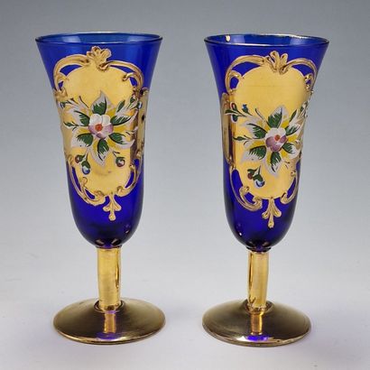 SET OF 11 VODKA OR ALCOHOL DRINKING GLASSES...