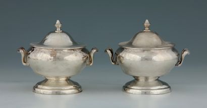 SET OF 12 silver-plated COUVERED BOUILLONS...