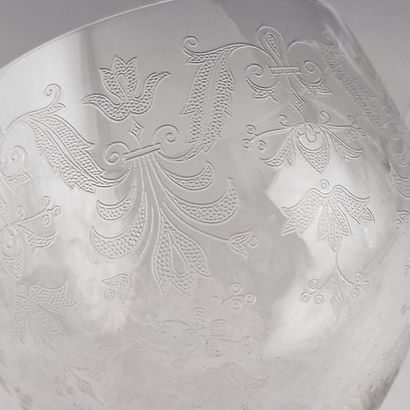 BACCARAT - MODELE OSTENDE - 9 VERRES à buvant...