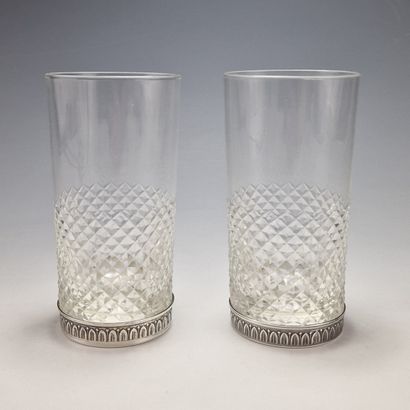 SUITE OF 6 LONG DRINK GLASSES in white diamond-cut...