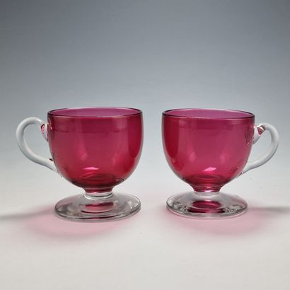 SUITE OF 7 EXPRESSO OR LIQUEUR Cups in ruby...