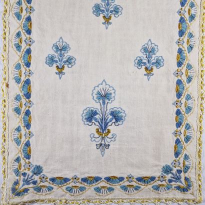 RECTANGULAR TABLE CLOTH in yellow linen Circa...