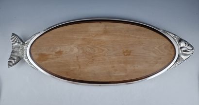 LARGE FISH AND SALMON DISH WITH FISH SHAPE...