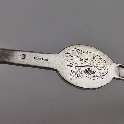 SET OF 12 SILVER-METAL HOMARD CURETTES by...