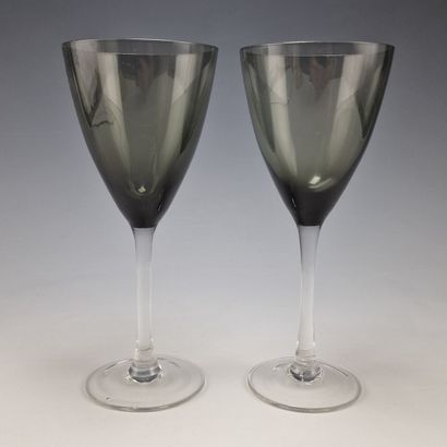SUITE OF 6 CONICAL GLASSES in grey smoked...