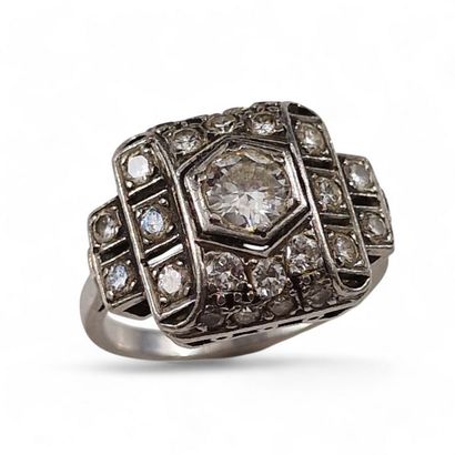 BAGUE d'Epoque Art Déco en platine 850 Millièmes...