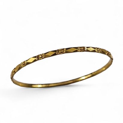 BRACELET JONC RIGIDE d'Epoque XXème Siècle...