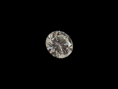 DIAMANT ROND BRILLANTE SUR PAPIER
Poids du...