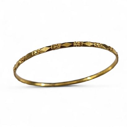 BRACELET JONC RIGIDE d'Epoque XXème Siècle...