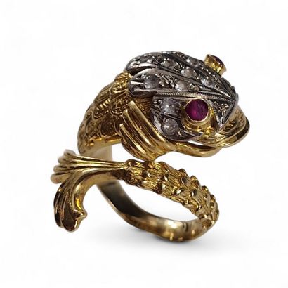 AMUSANTE BAGUE ENROULEMENT d'Epoque XXème...