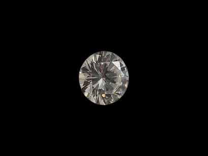 DIAMANT ROND BRILLANTE sur papier.
Poids...