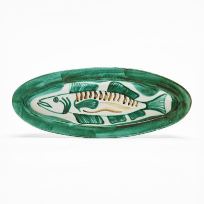 Robert PICAULT (1919-2000)
OVAL FISH PLAT...