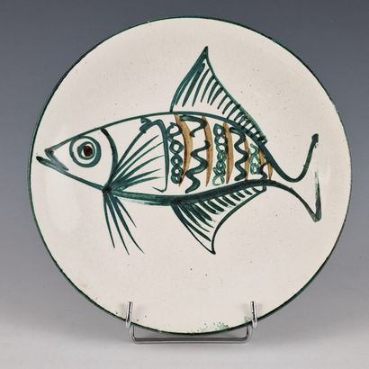 Robert PICAULT (1919-2000)
FISH PLATE
Glazed...