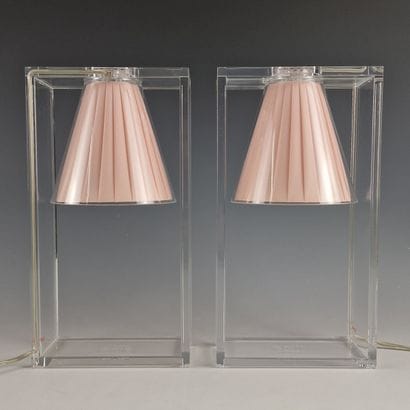 Publisher KARTELL - Design Eugéni QUITLLET
PAIR...