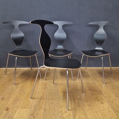 In the spirit of Arne JACOBSEN
Suite of 4...
