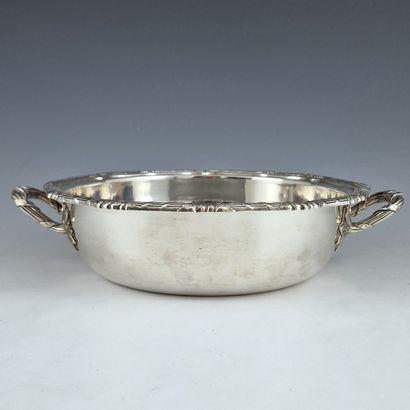 ROUND LEGUMIER with curved edge and handles...
