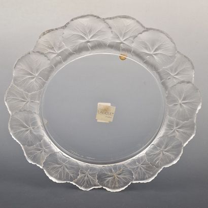 LALIQUE FRANCE - MODELE HONFLEUR - Based...