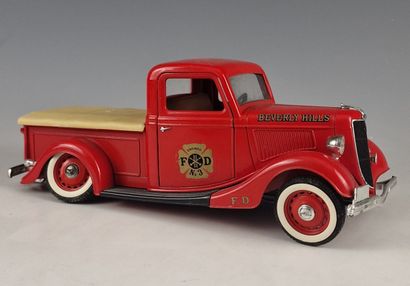 Modélisme voiture - Pick up Pompiers FORD...