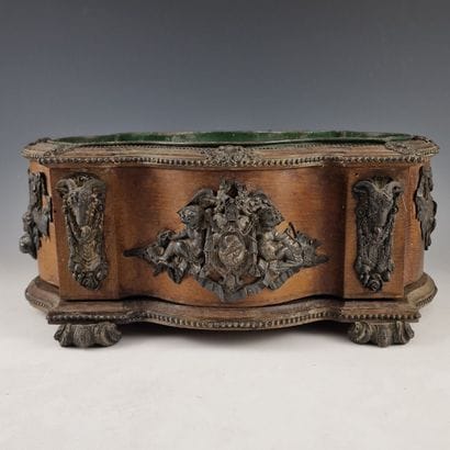 MAISON ALPHONSE GIROUX & Cie - Table planter...