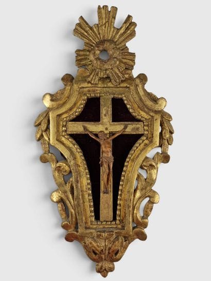 SMALL 18th-Century CRUCIFIX made of boxwood,...