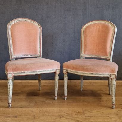 PAIR OF CHAIRS with cabriolet backs featuring...