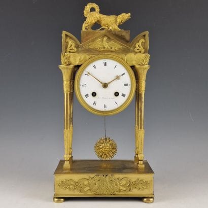 PENDULE PORTIQUE d'Epoque Directoire en bronze...