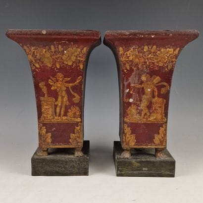 PAIRE DE VASES à pans coupés d’Epoque Empire...