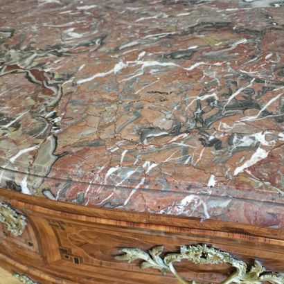Louis XV-era TOMBEAU CHEST, made of violetwood...