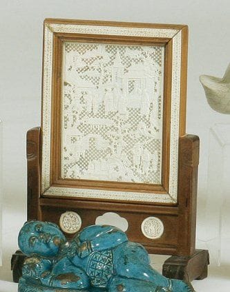 - Chine
Ecran en ivoire sculpté XIXème siècle...