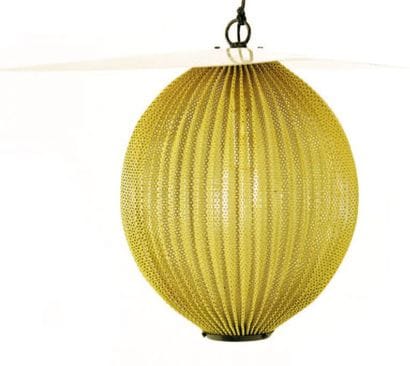 Mathieu Matégot (1960-2001)
Rare lampe modèle...